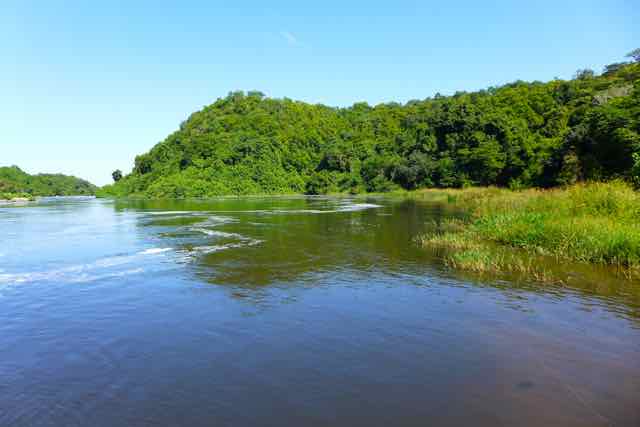 Lure for Nile Perch at Murchison Falls, Uganda, Africa, catching Nile Perch on crankbait minnow