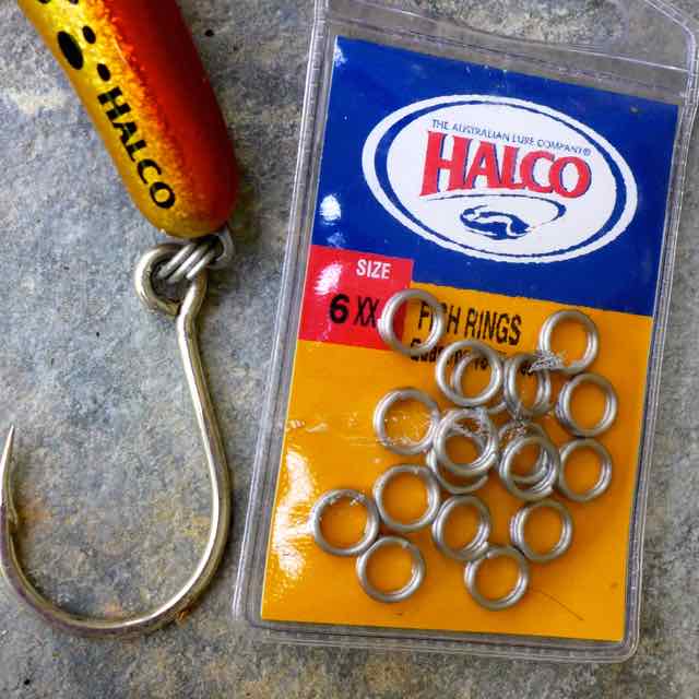 Very strong triple loop split rings by Halco Tackle